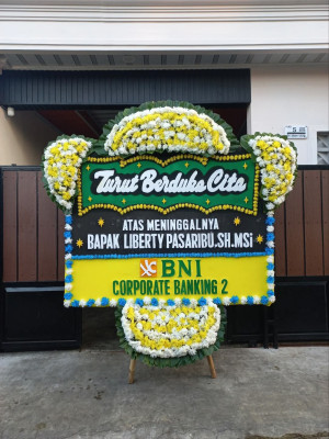 Papan Bunga Duka di Tobat